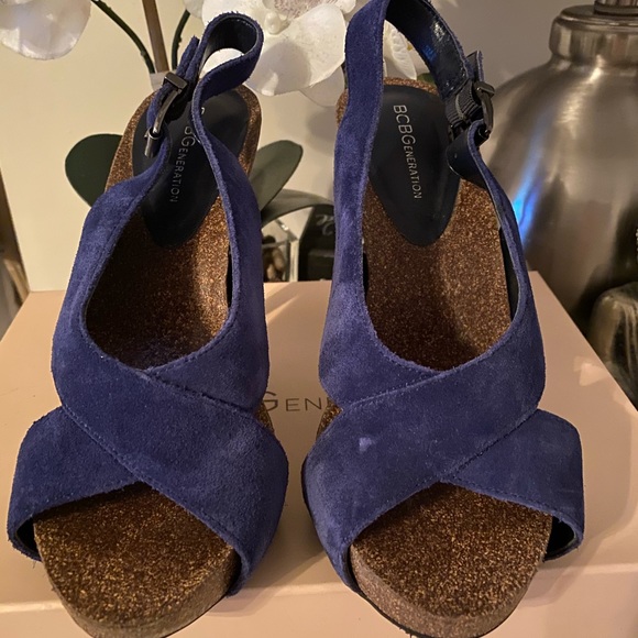 BCBG GREER HEELS - Picture 2 of 7